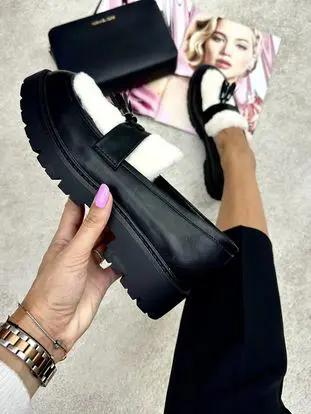 Loaferiai išskirtinio modelio su kutukais