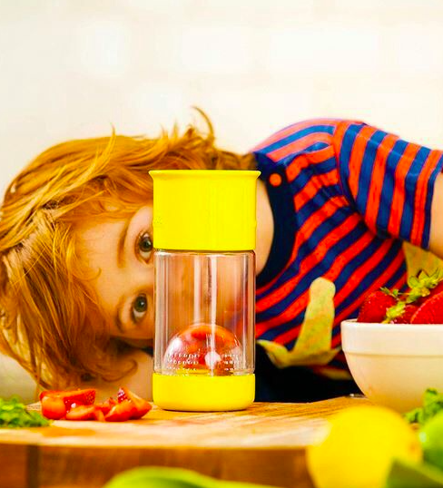 Vaikiška gertuvė Munchkin Miracle Fruit Infuser, 18 mėn 414 ml