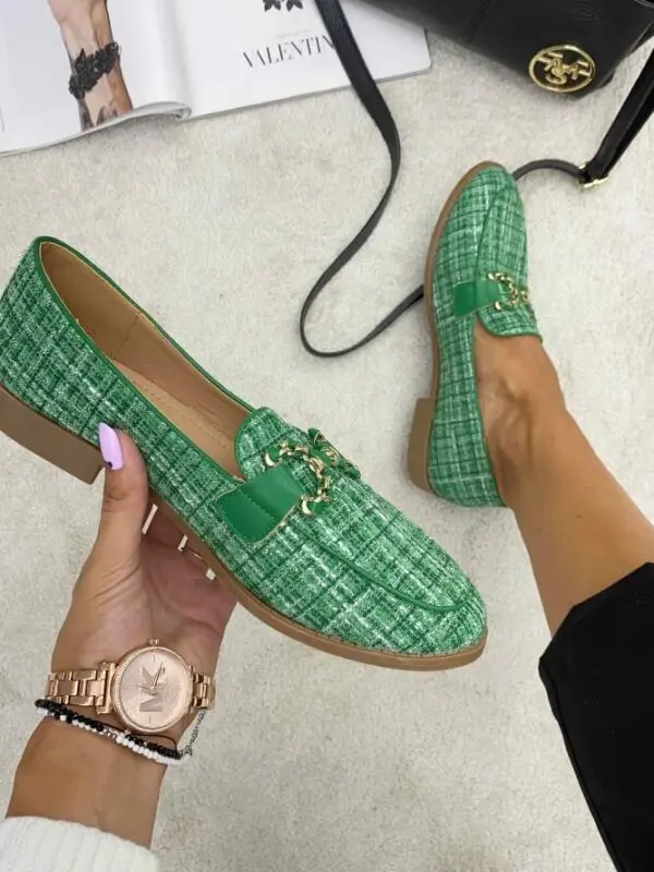 Mokasinai tvido stiliaus