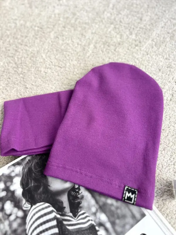Kepurės ir movos komplektas - violetinės spalvos