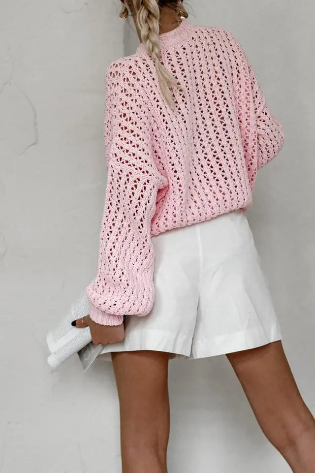 Lengvo silueto megztinis su sagutėmis - Image 3