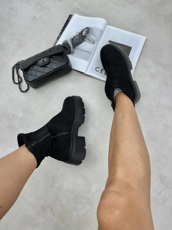 Medžiaginiai auliniai juodos spalvos