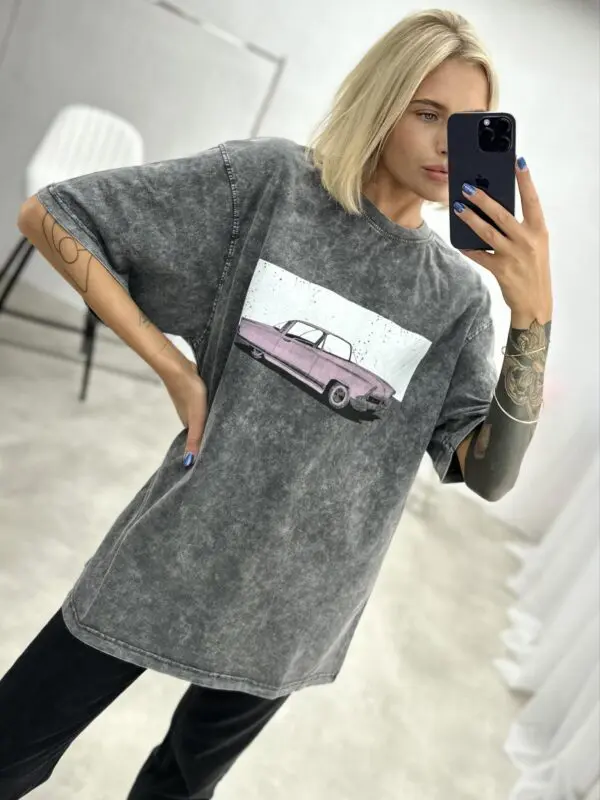 Stilingi oversize modelio marškinėliai