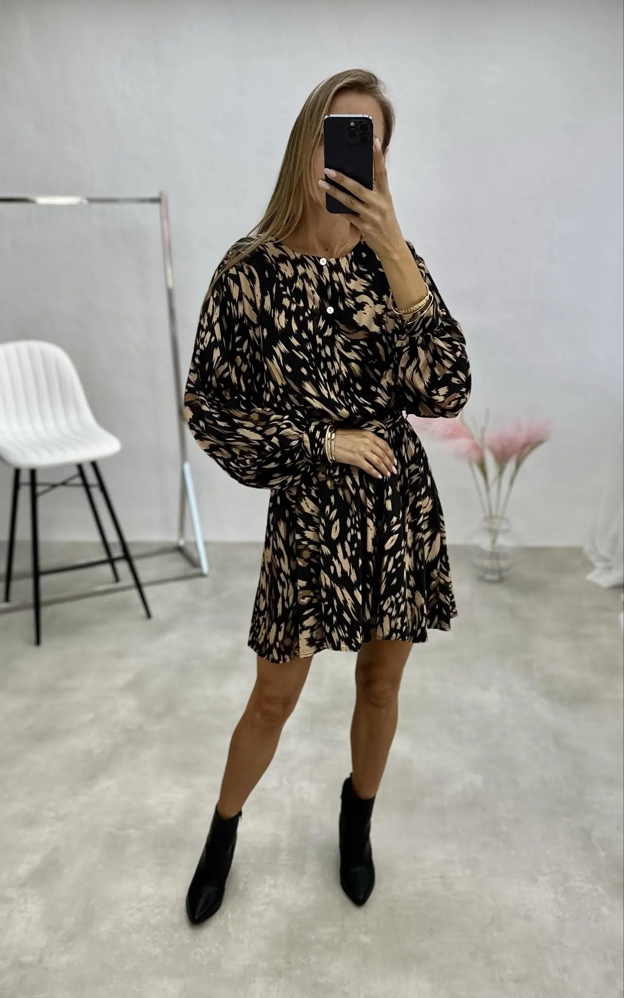 Suknelė Agnė juodos spalvos - Image 4