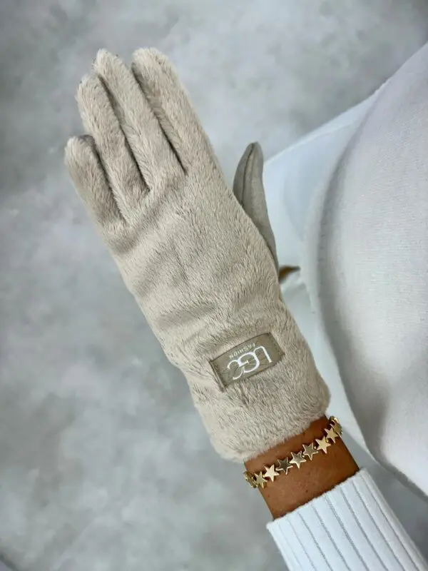 UGC fashion pirštinės