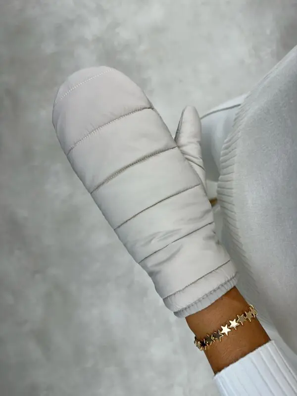 Šiltos kumštinės pirštinės