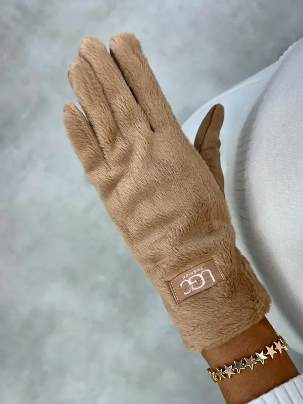 UGC fashion pirštinės