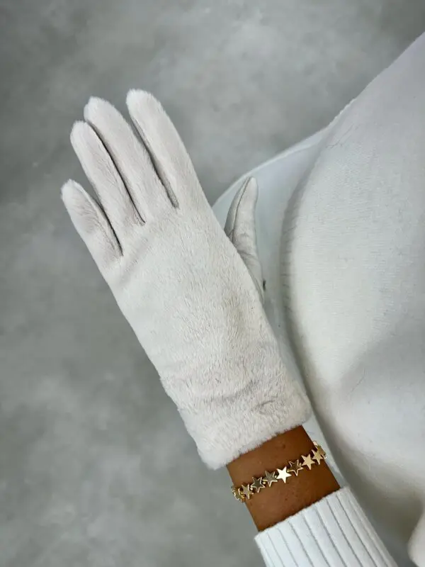 Minimalistinės UGC fashion pirštinės