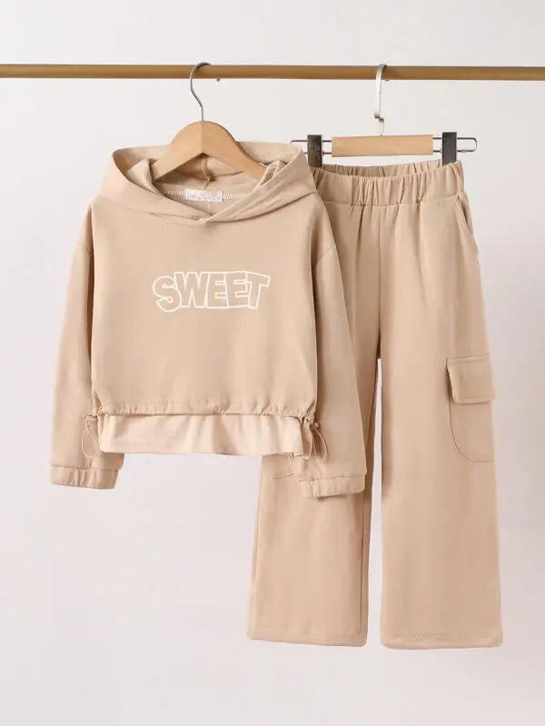 Laisvalaikio kostiumėlis