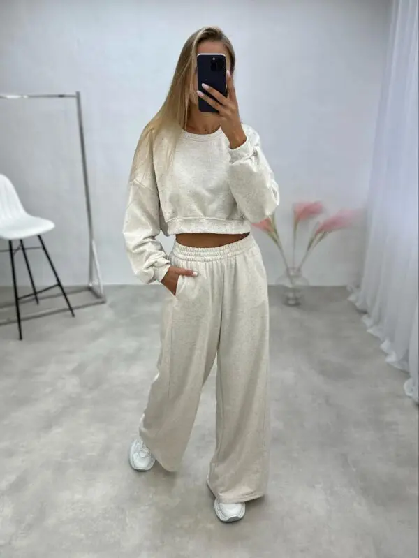 Dviejų dalių laisvalaikio kostiumas