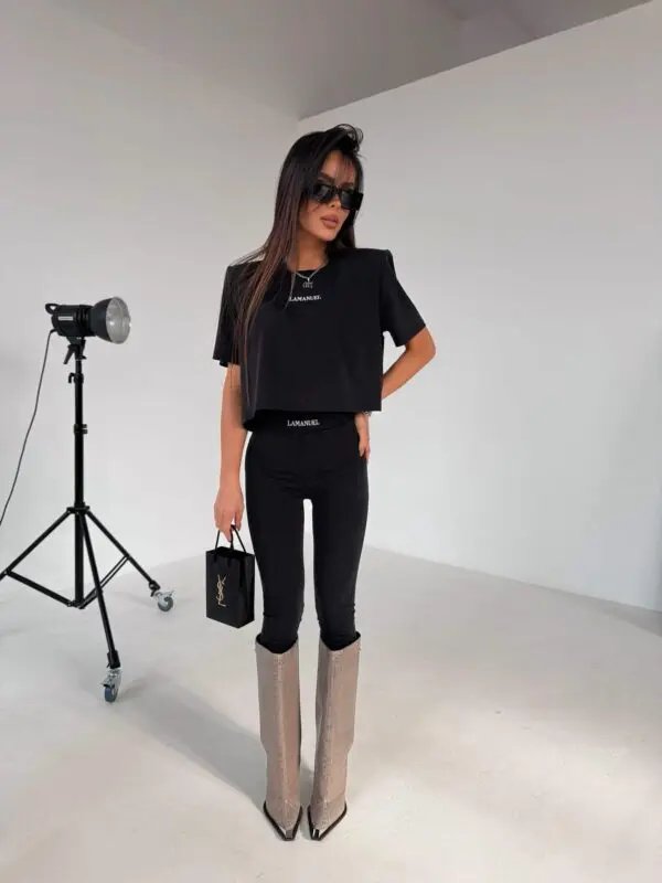 Laisvalaikio kostiumas