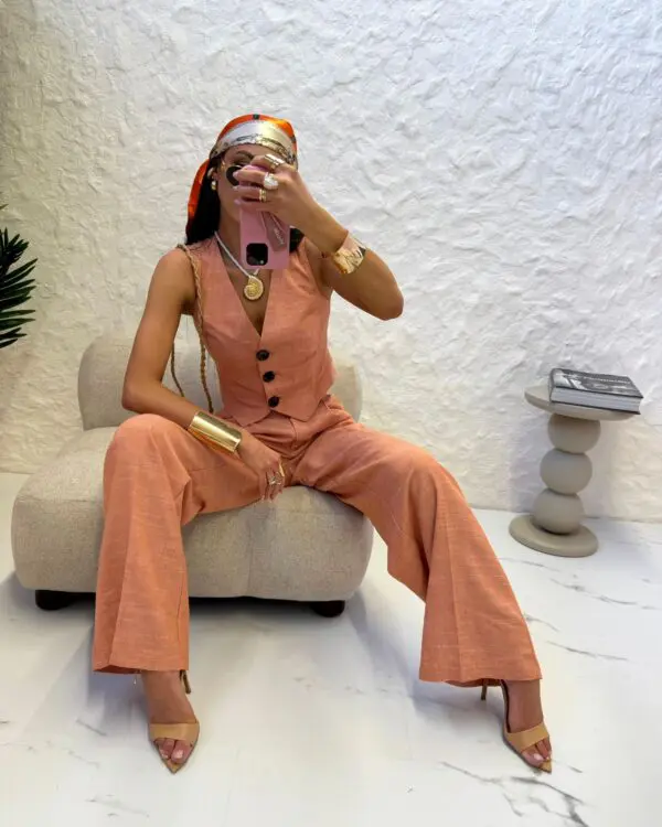 Stilingas kostiumėlis