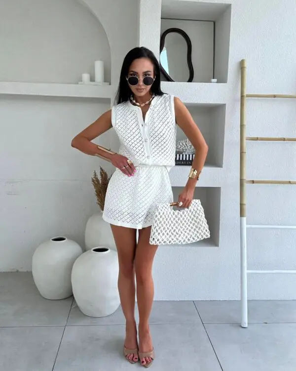 Elegantiškas laisvalaikio kostiumėlis