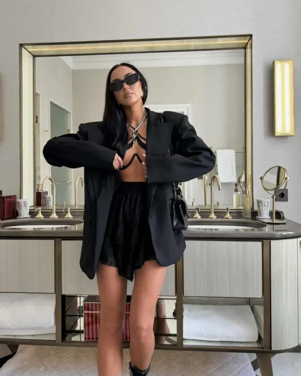 Nėriniuoti sijonšorčiai