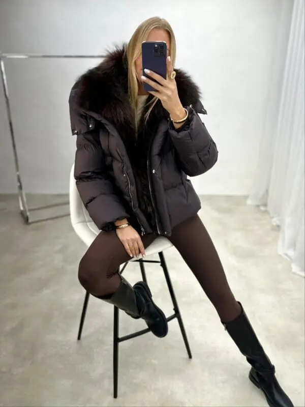 Pūkinė striukė su natūraliu kailiu