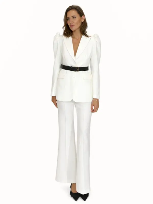 Elegantiškas kostiumėlis