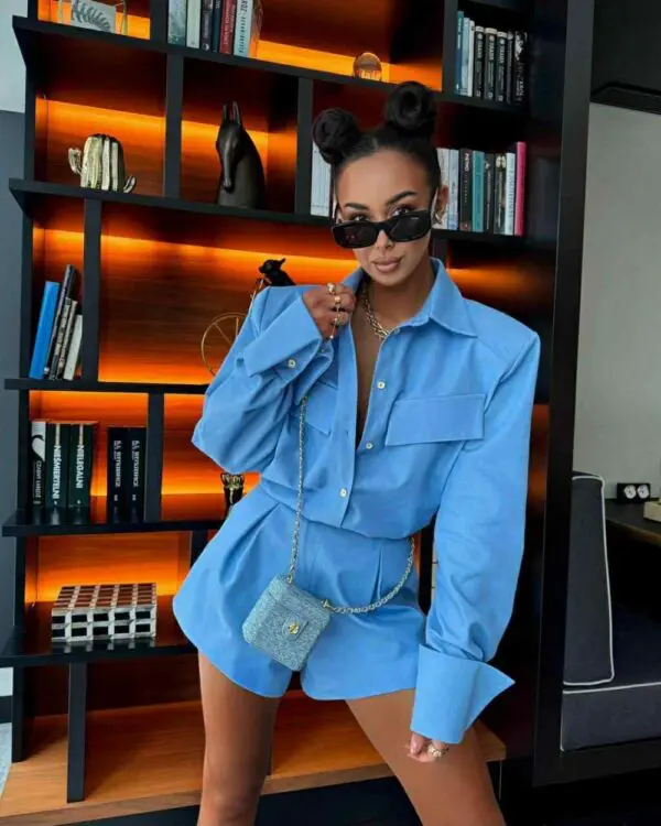 Marškiniai su išraiškingais rankogaliais