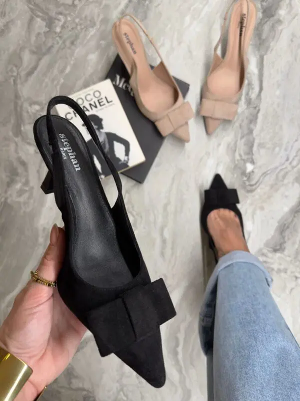 Aukštakulniai su kaspinėliu