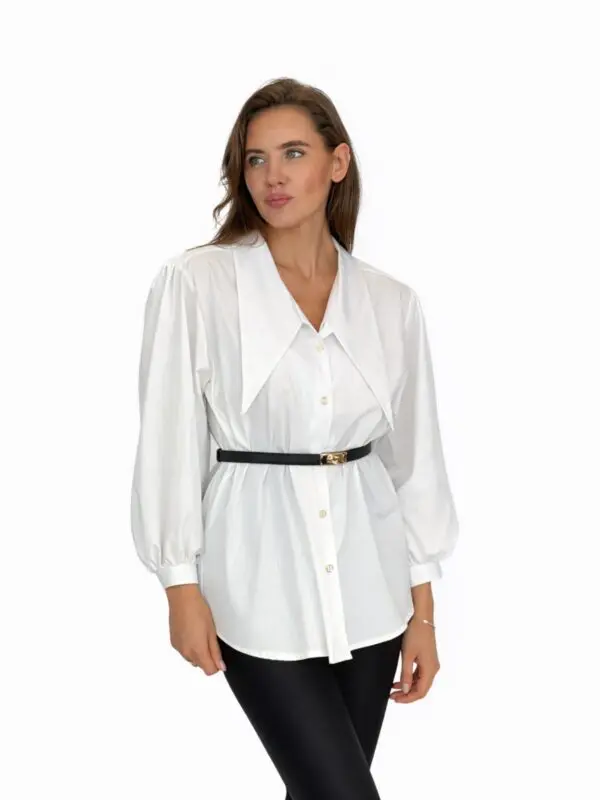 Marškiniai išraiškinga apykakle