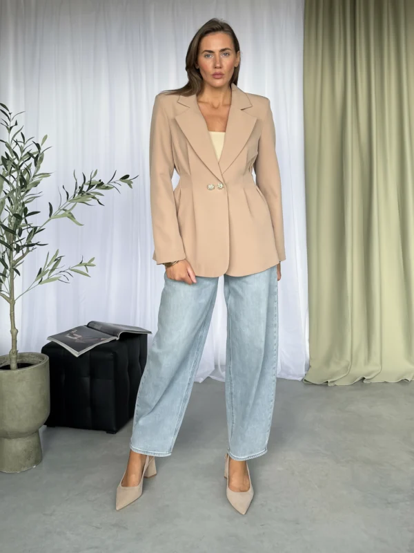 Puošnus klasikinis švarkas