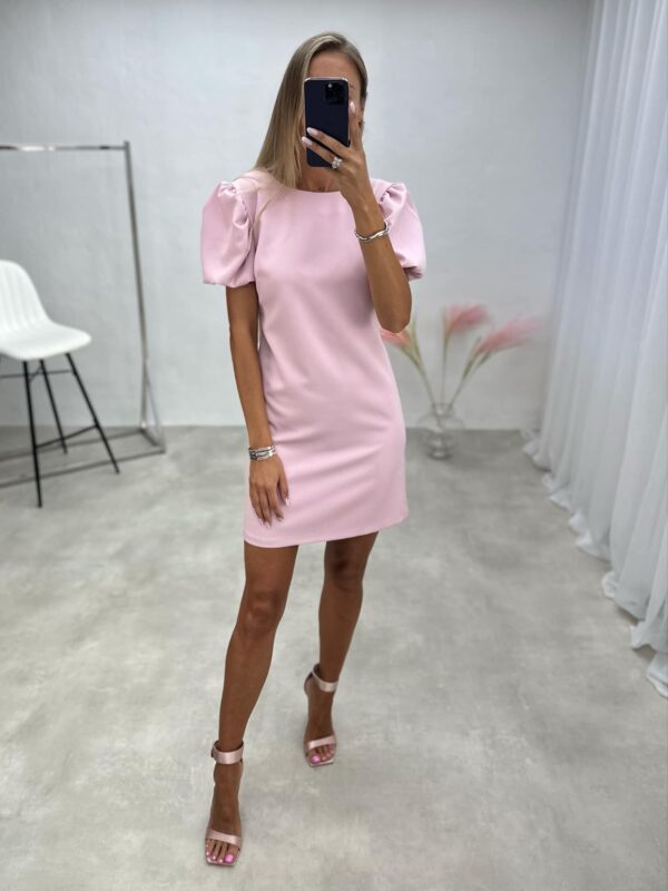Elegantiška suknelė pūstomis rankovėmis