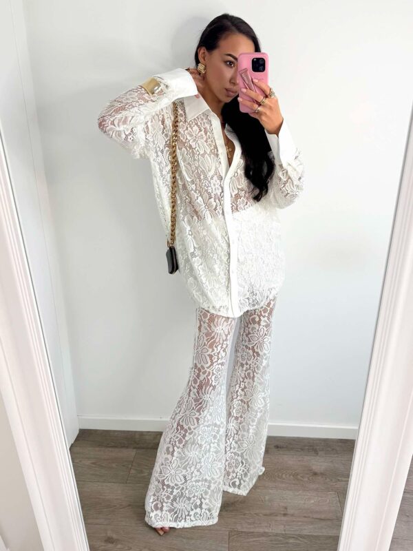 Neriniuoti marškiniai su sagutėmis