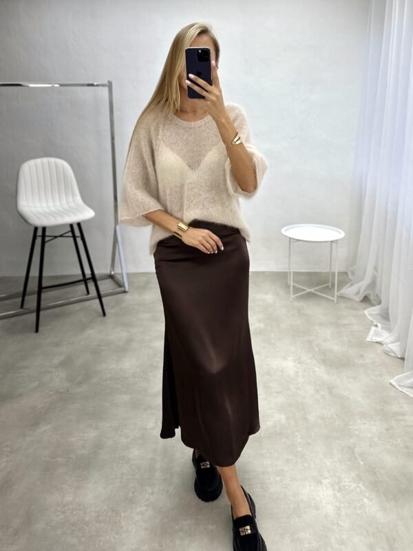 Elegantiškas midi ilgio sijonas