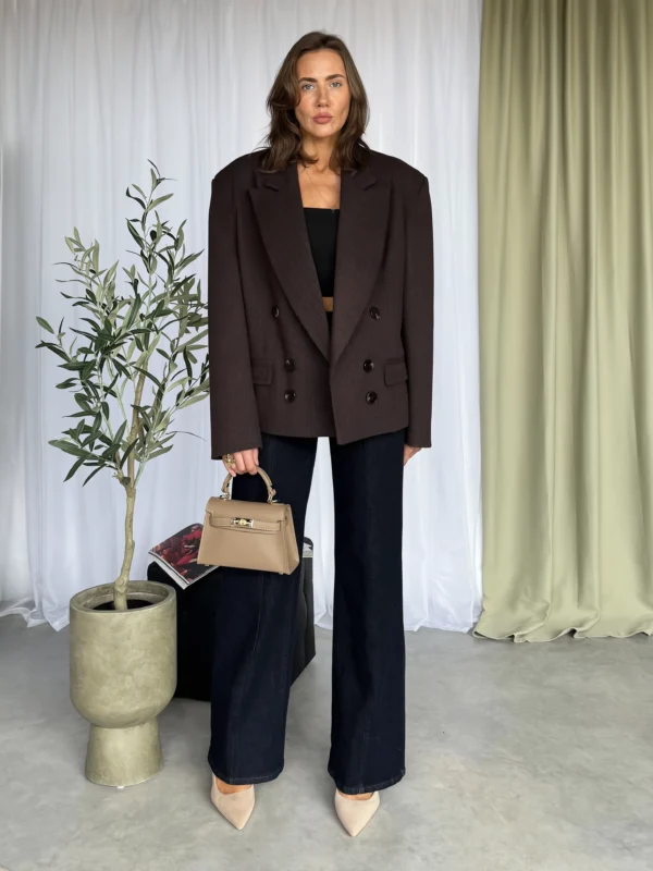 Klasikinio modelio švarkas