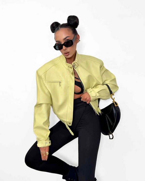 Bomberio stiliaus dirbtinės odos striukė