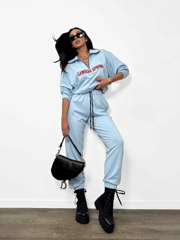 Laisvalaikio kostiumas