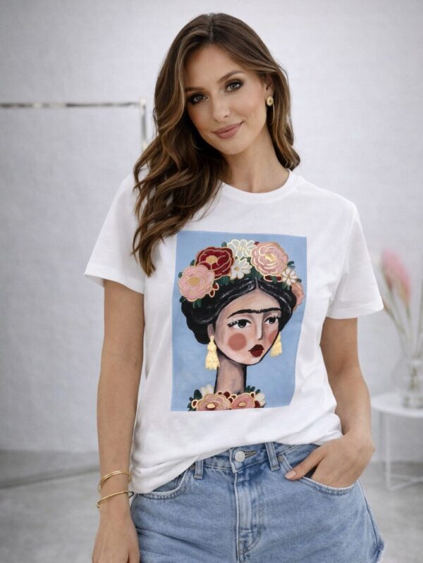 Išskirtinio modelio marškinėliai