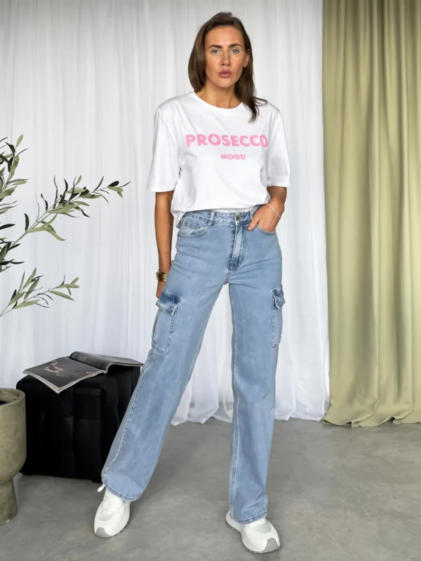 Marškinėliai su žaismingu užrašu